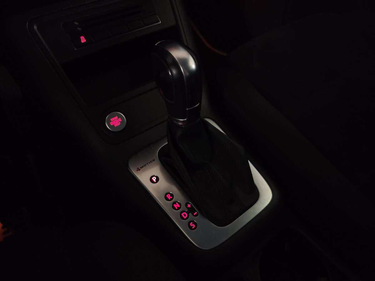 Фольксваген Тигуан б/у, 2012, Автоматическая. Фото: #10