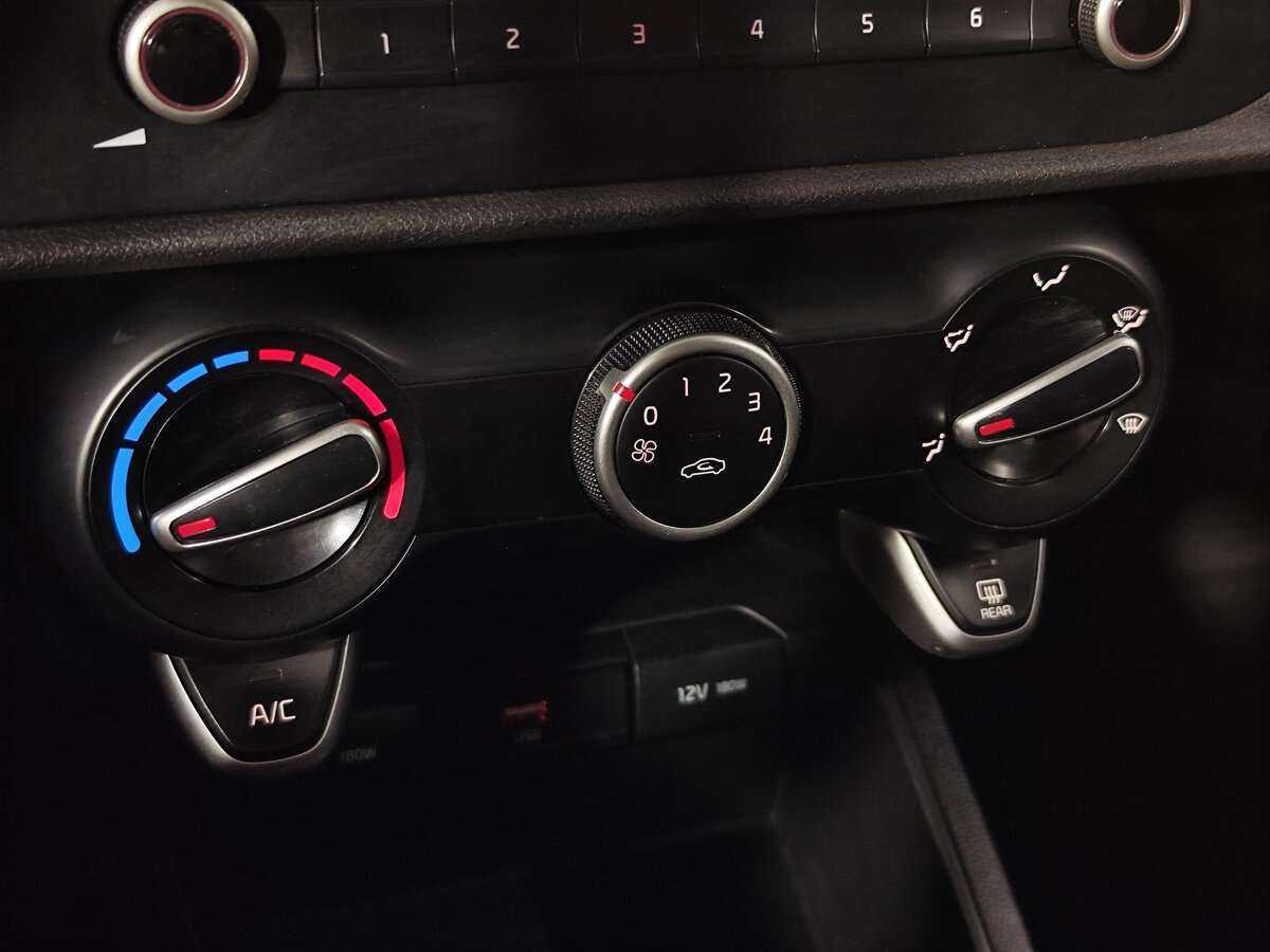 Киа Рио б/у, 2021, Автоматическая. Фото: #12