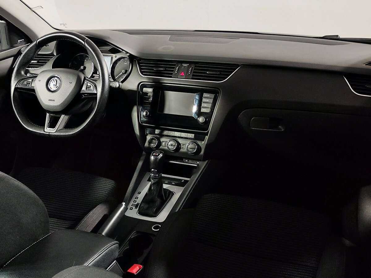 Шкода Октавия б/у, 2015, Роботизированная. Фото: #10