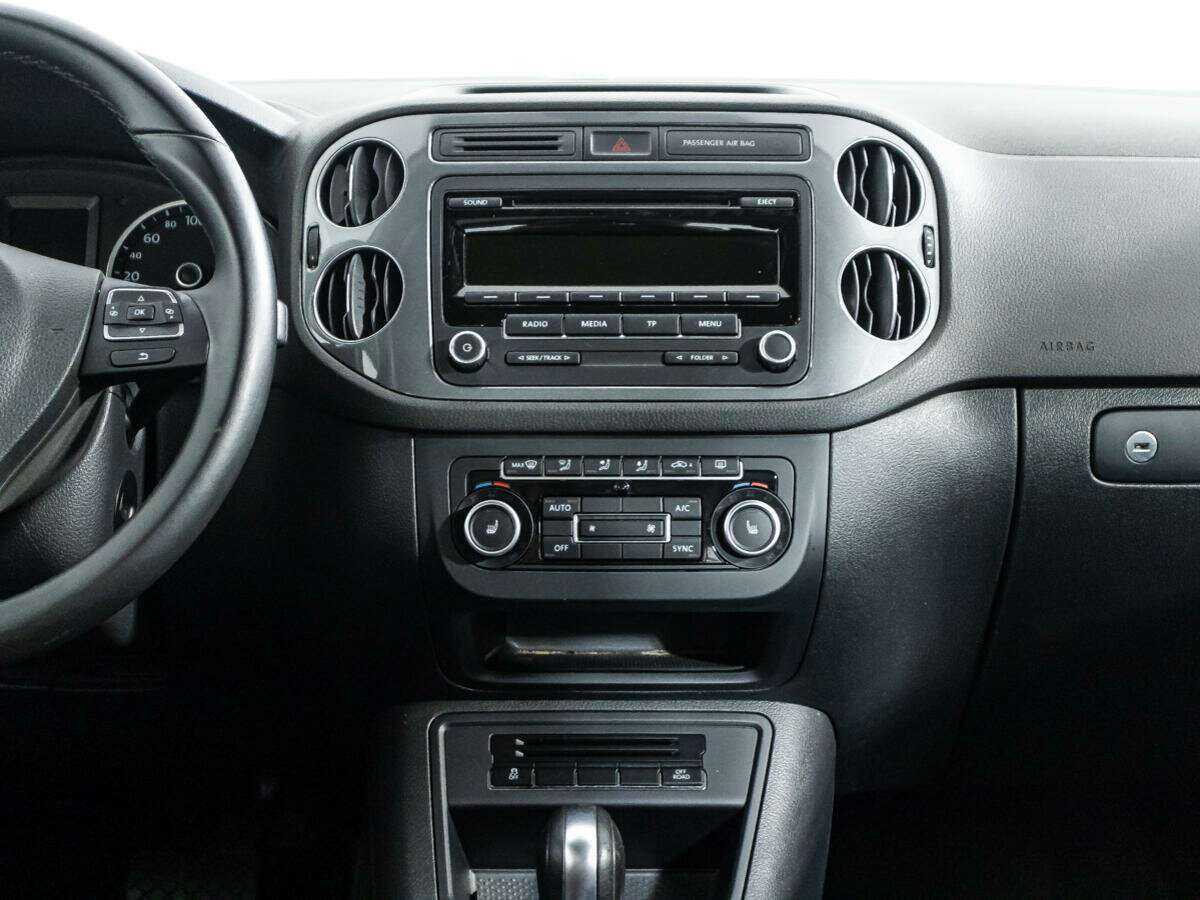 Фольксваген Тигуан б/у, 2015, Автоматическая. Фото: #13