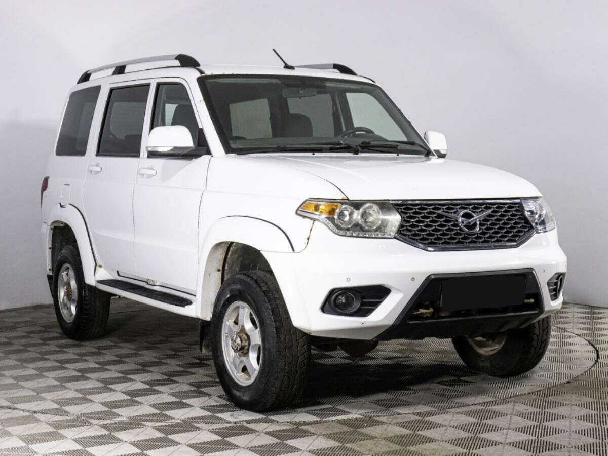 УАЗ Патриот б/у, 2018, Механическая. Фото: #2