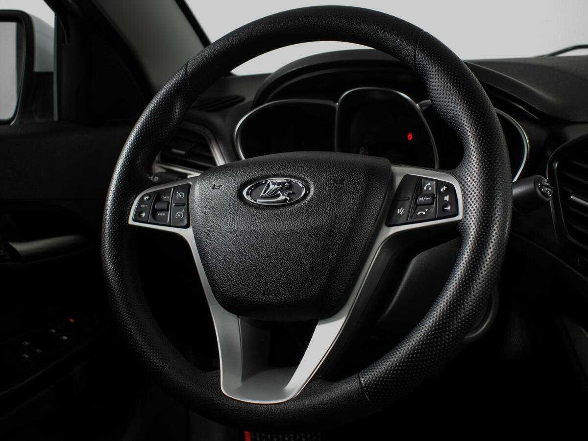 Лада (ВАЗ) Веста б/у, 2018, Механическая. Фото: #11