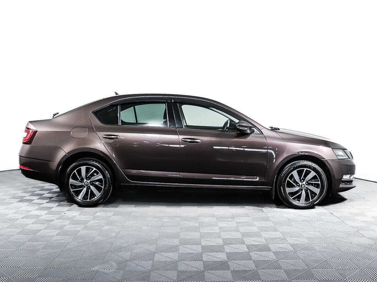 Шкода Октавия б/у, 2018, Роботизированная. Фото: #3