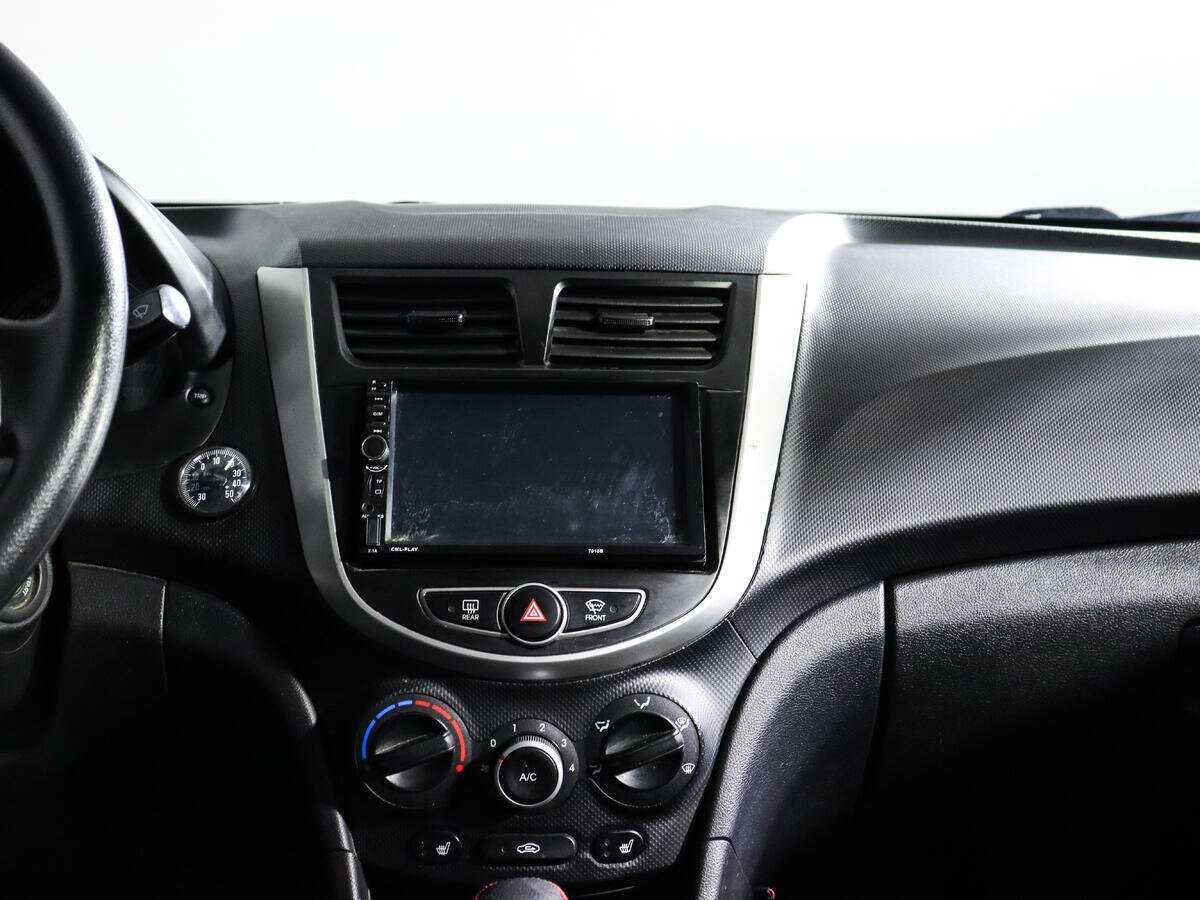 Хендай Солярис б/у, 2013, Автоматическая. Фото: #10