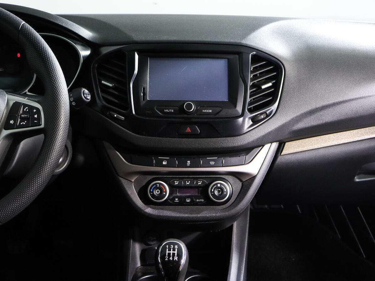 Лада (ВАЗ) Веста б/у, 2019, Механическая. Фото: #12