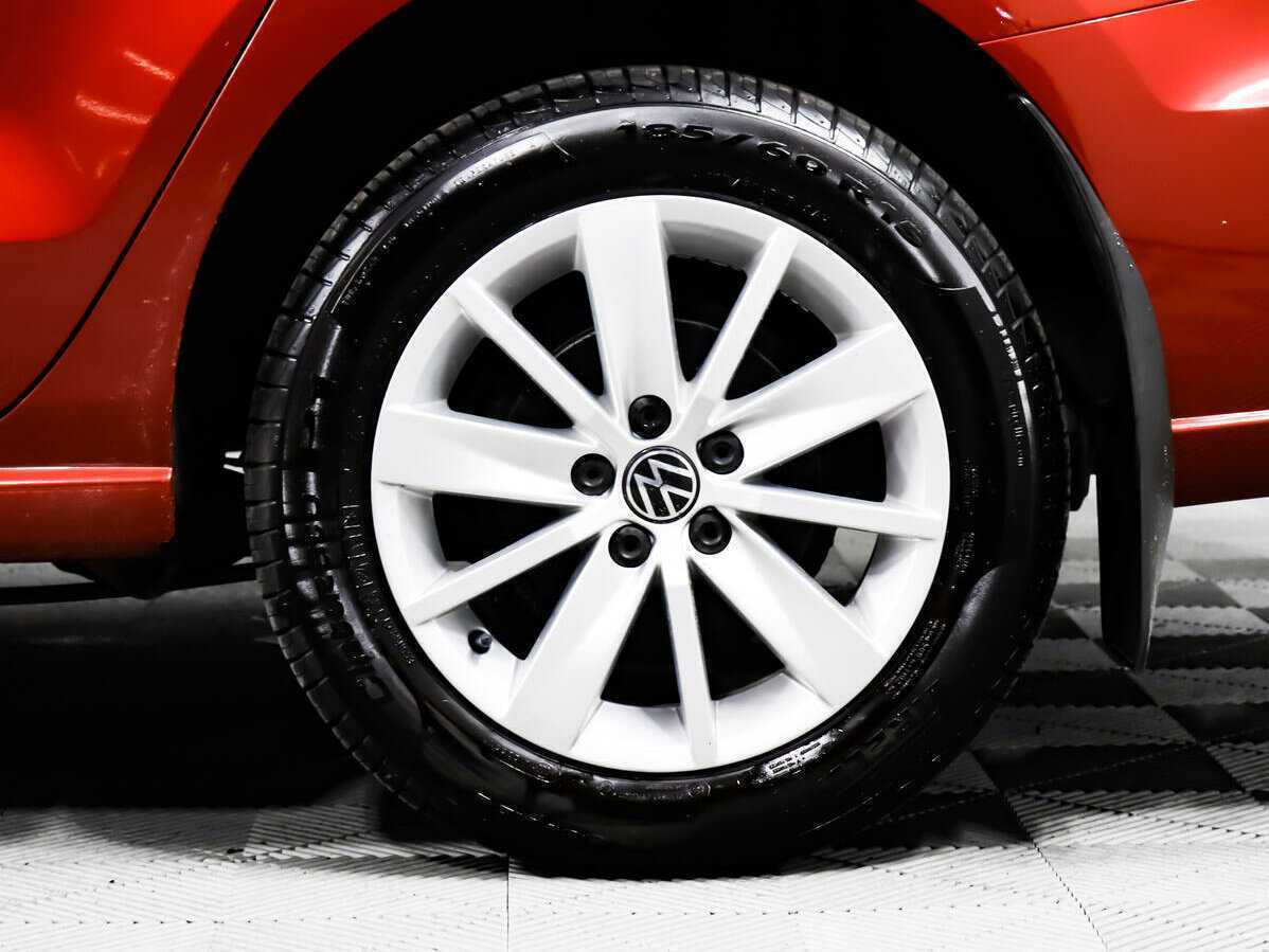 Фольксваген Поло б/у, 2015, Автоматическая. Фото: #13