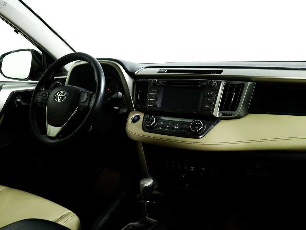 Тойота Рав4 б/у, 2015, Автоматическая. Фото: #8