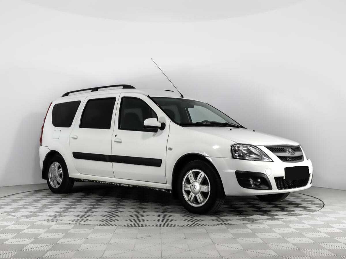 Лада (ВАЗ) Ларгус б/у, 2014, Механическая. Фото: #2