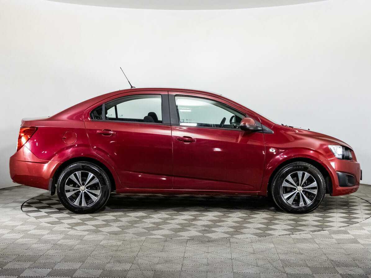 Шевроле Авео б/у, 2015, Автоматическая. Фото: #3