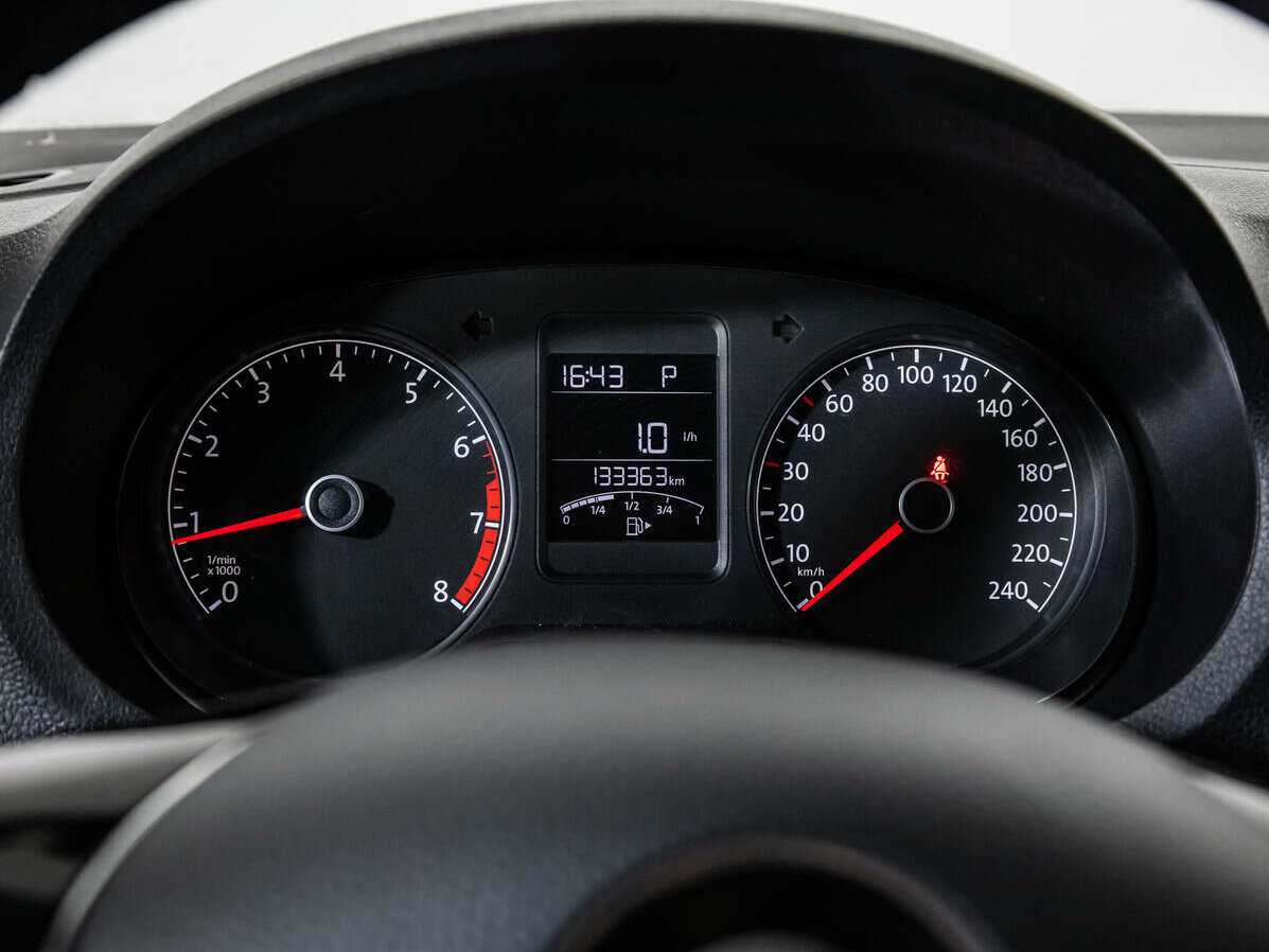 Фольксваген Поло б/у, 2016, Автоматическая. Фото: #11