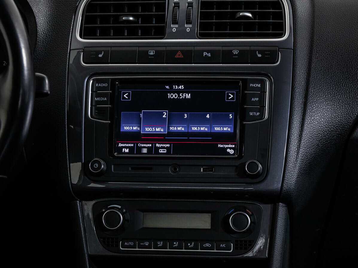 Фольксваген Поло б/у, 2018, Механическая. Фото: #11