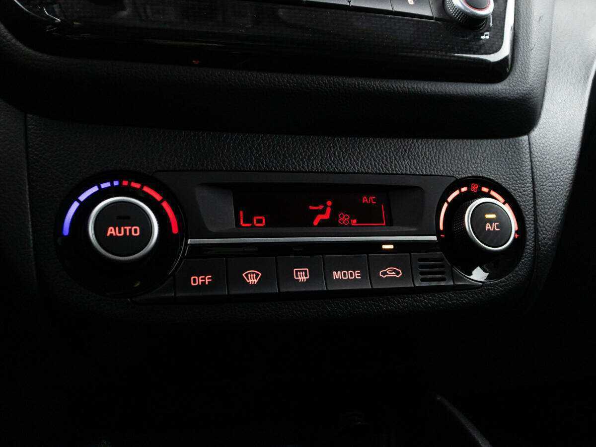 Киа Рио б/у, 2017, Автоматическая. Фото: #16