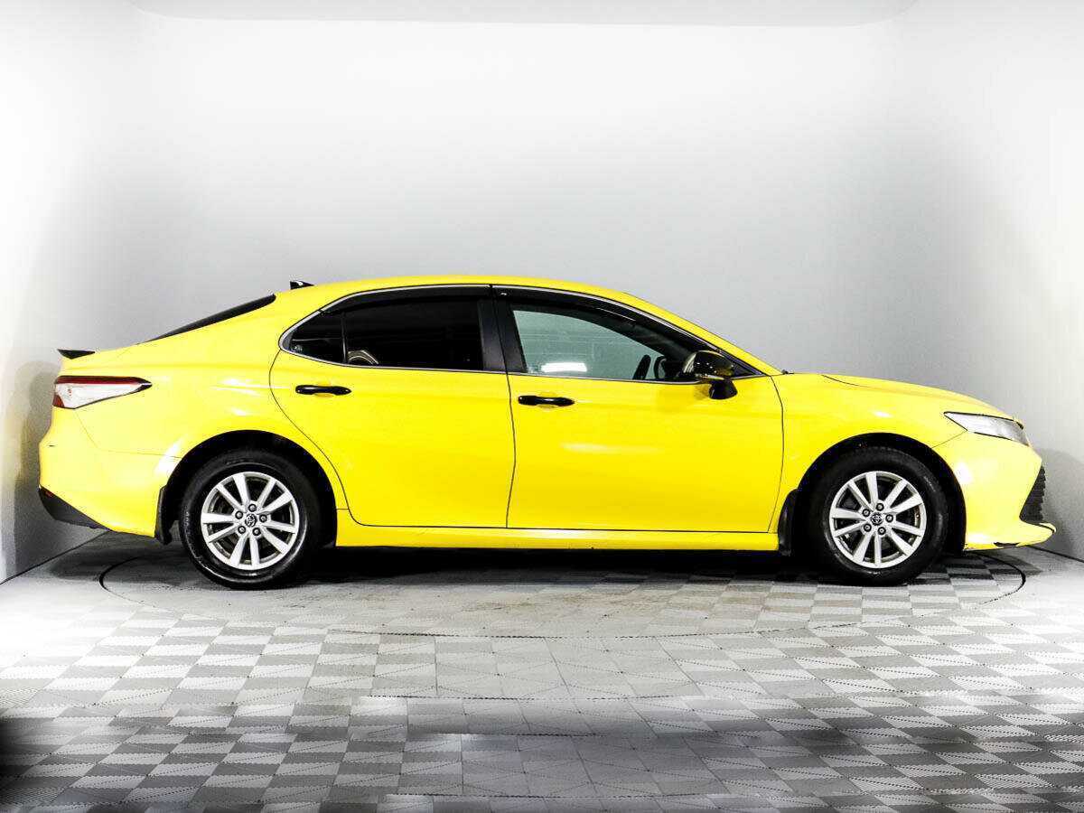 Тойота Камри б/у, 2021, Автоматическая. Фото: #3