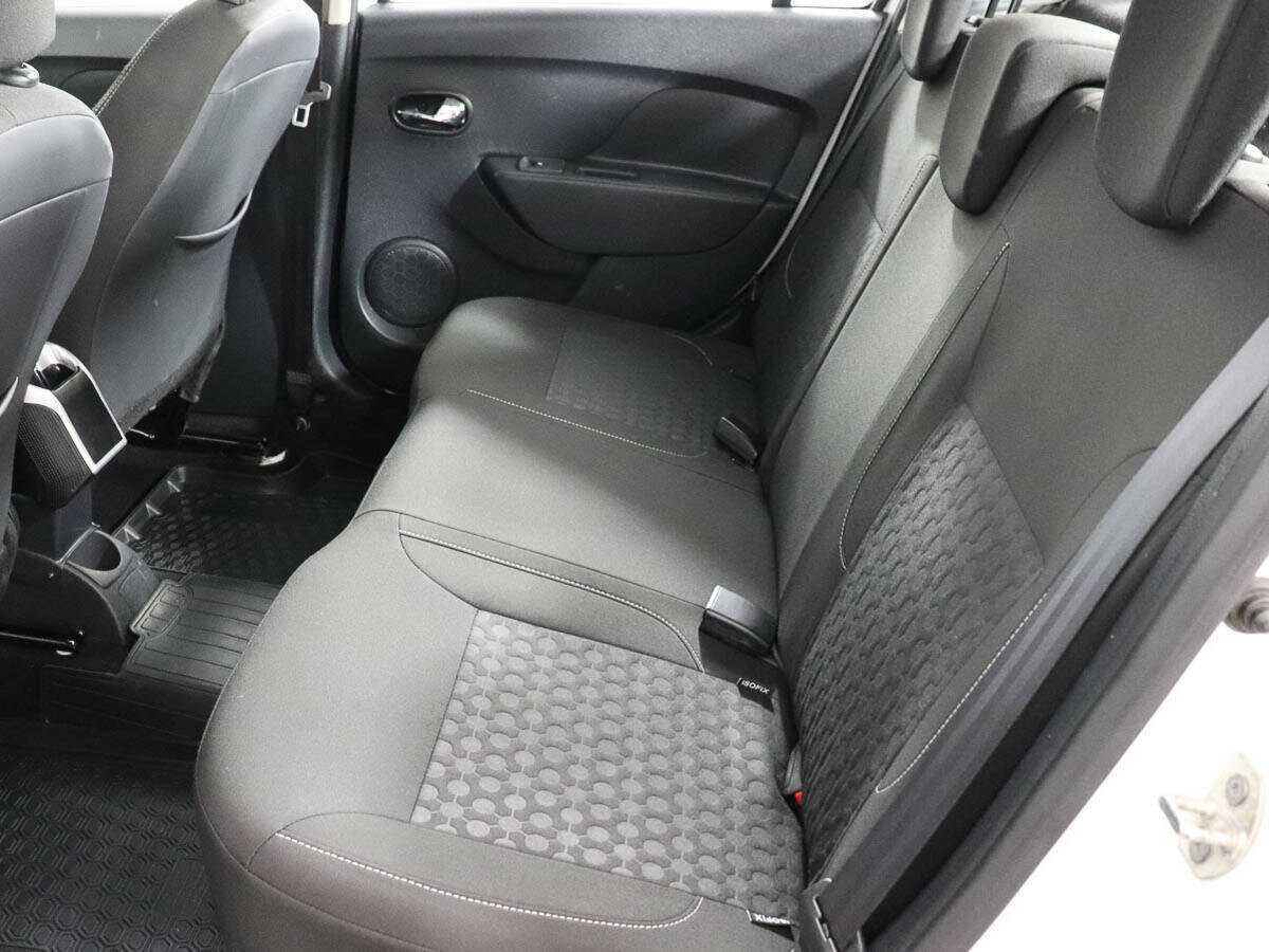 Рено Логан б/у, 2018, Механическая. Фото: #8