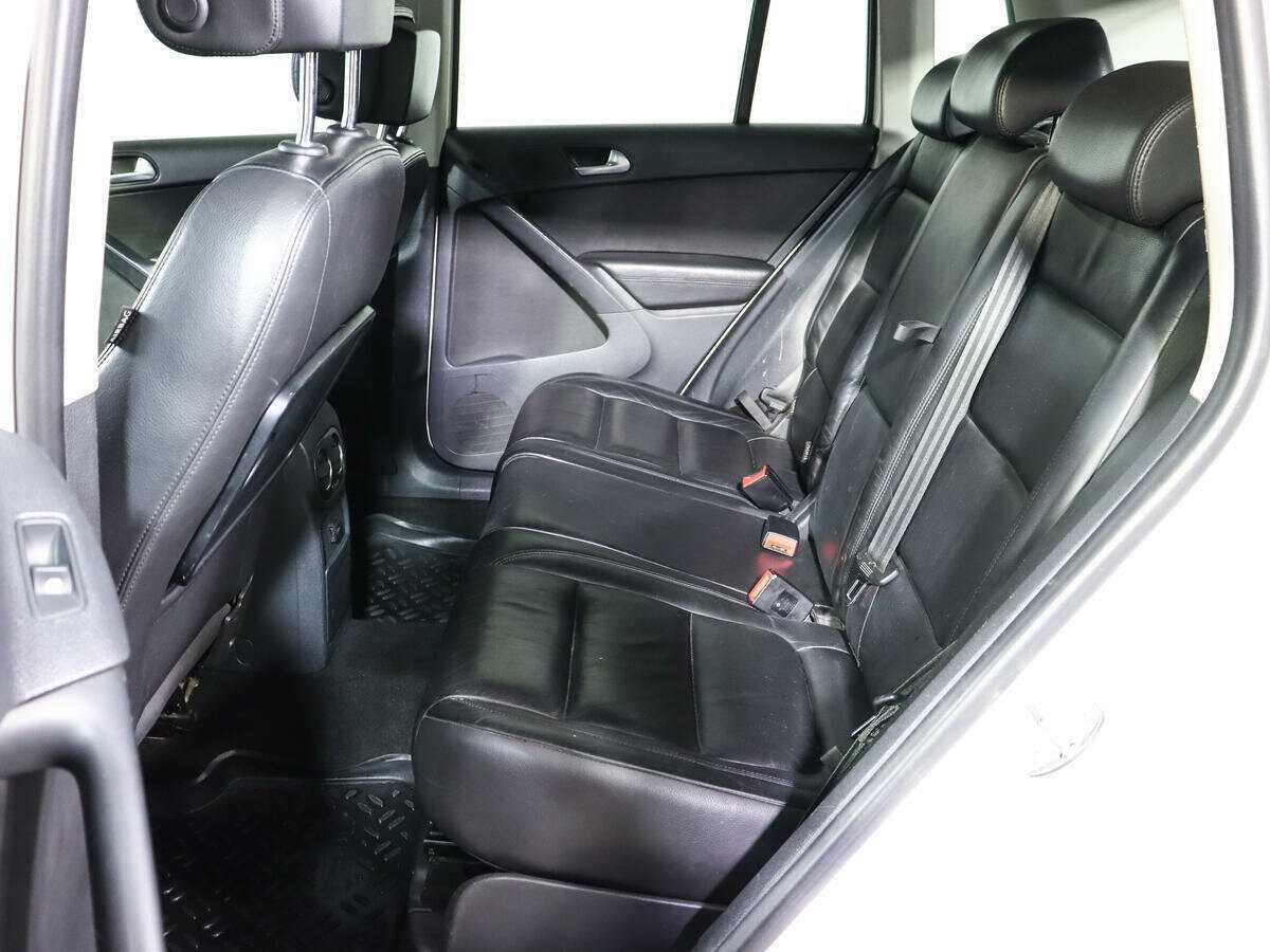 Фольксваген Тигуан б/у, 2012, Автоматическая. Фото: #6