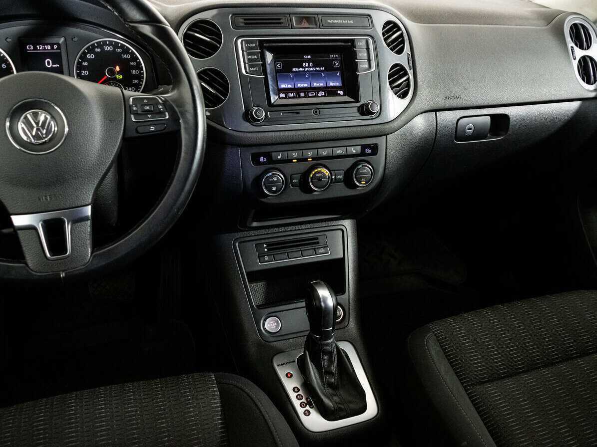 Фольксваген Тигуан б/у, 2016, Автоматическая. Фото: #10