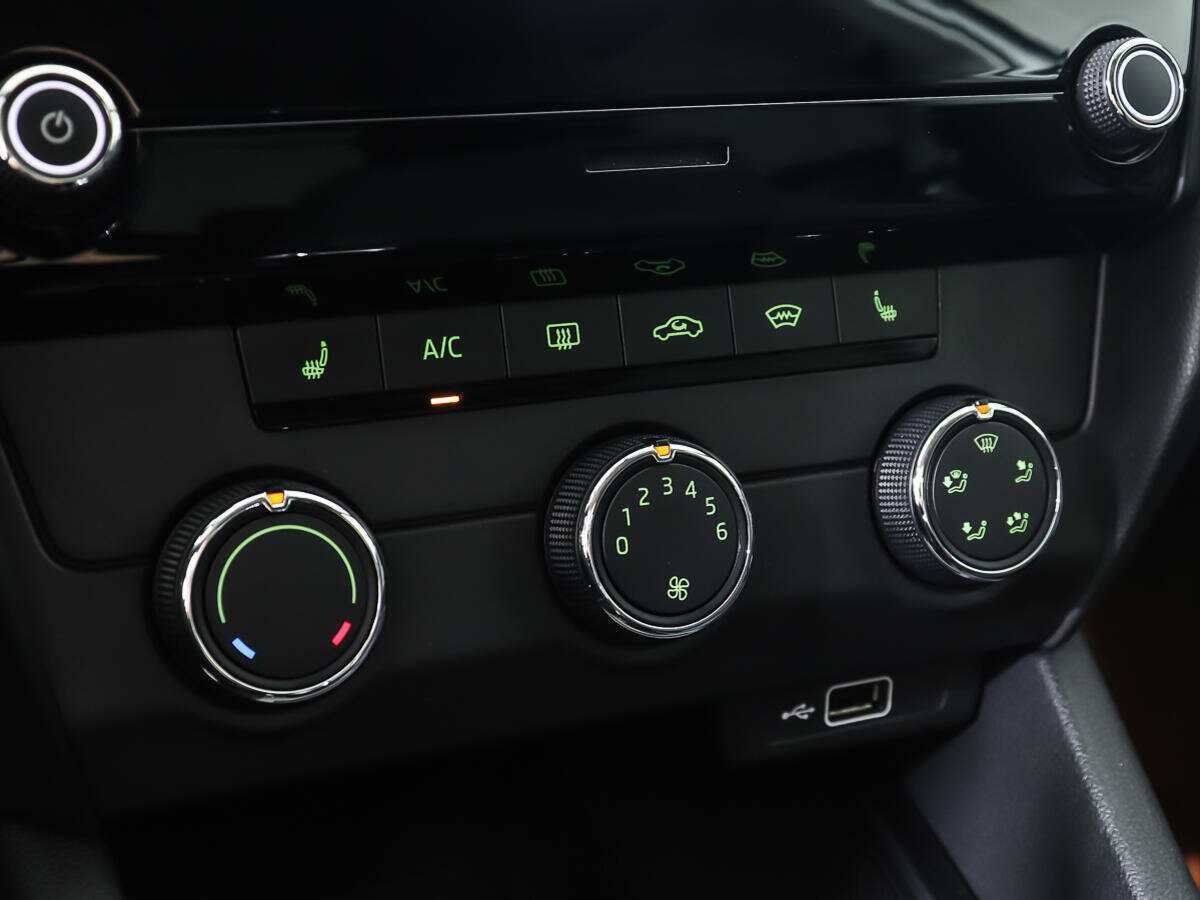 Шкода Октавия б/у, 2018, Автоматическая. Фото: #15