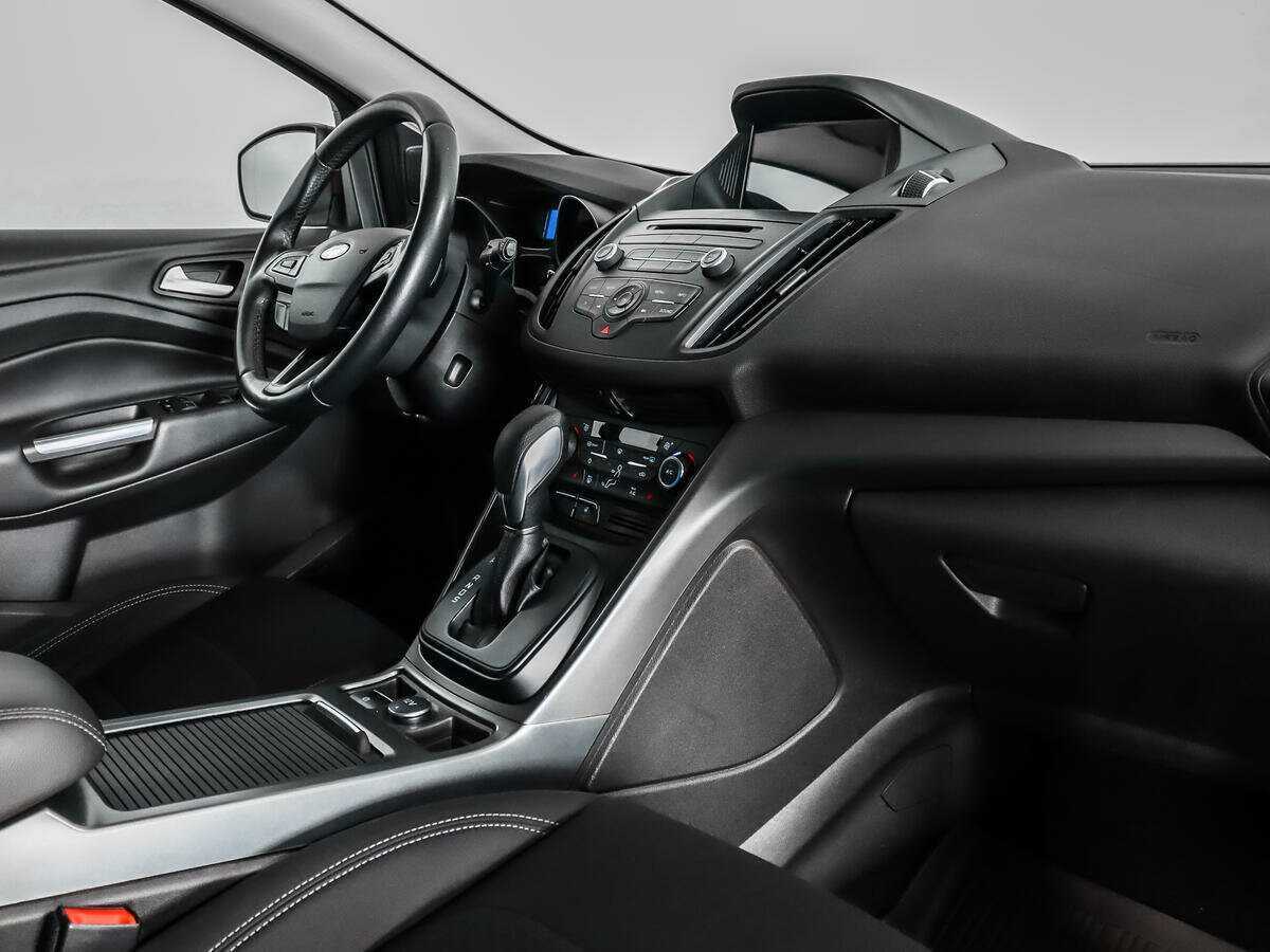 Форд Куга б/у, 2017, Автоматическая. Фото: #11