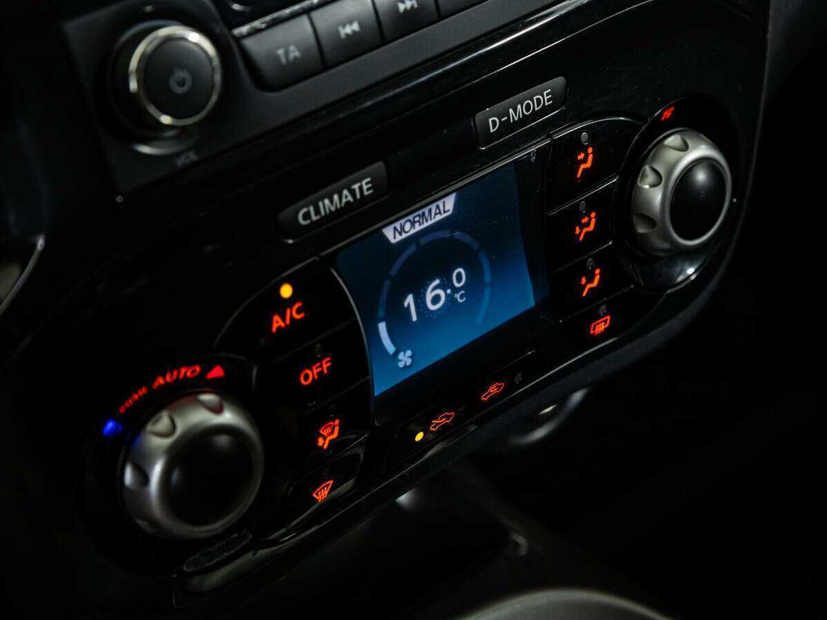 Ниссан Жук б/у, 2012, Вариатор. Фото: #14