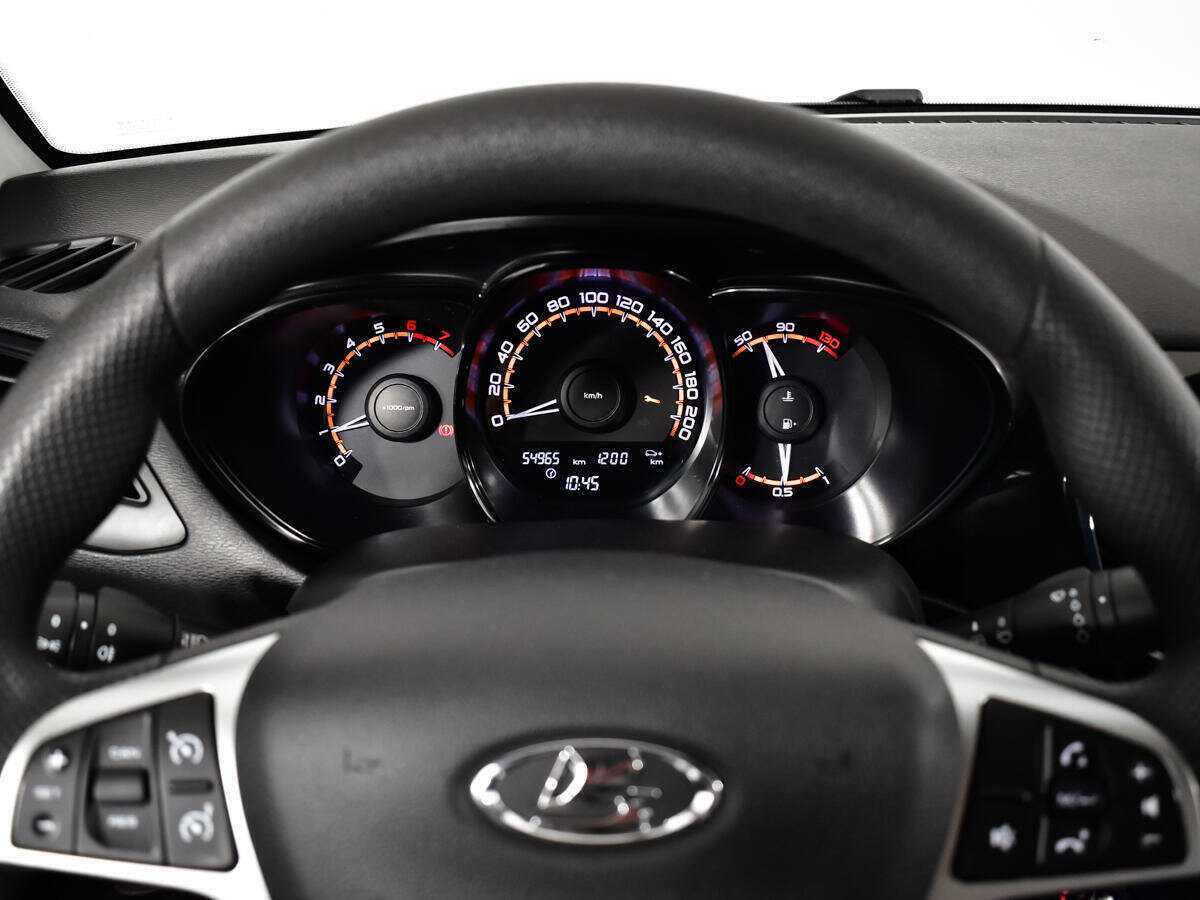 Лада (ВАЗ) Веста б/у, 2020, Механическая. Фото: #10