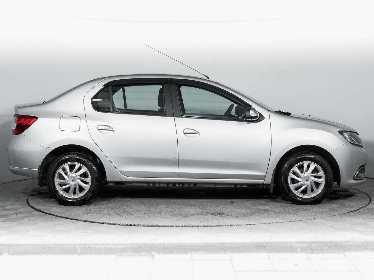 Рено Логан б/у, 2017, Автоматическая. Фото: #3