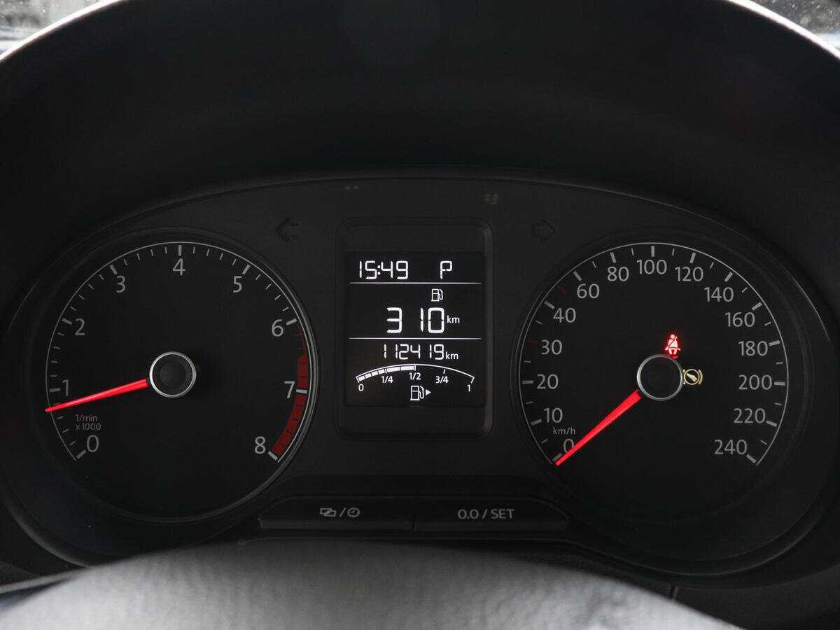 Фольксваген Поло б/у, 2015, Автоматическая. Фото: #6