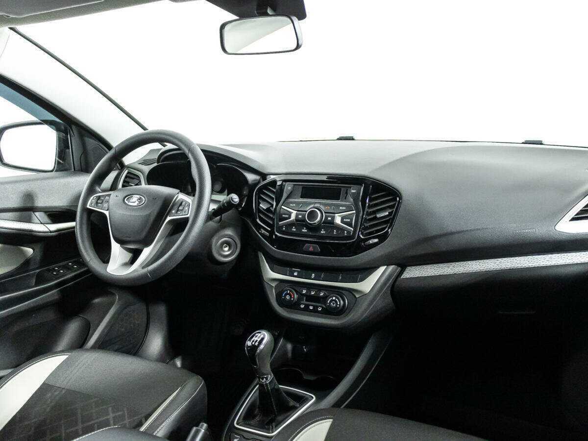 Лада (ВАЗ) Веста б/у, 2022, Механическая. Фото: #8