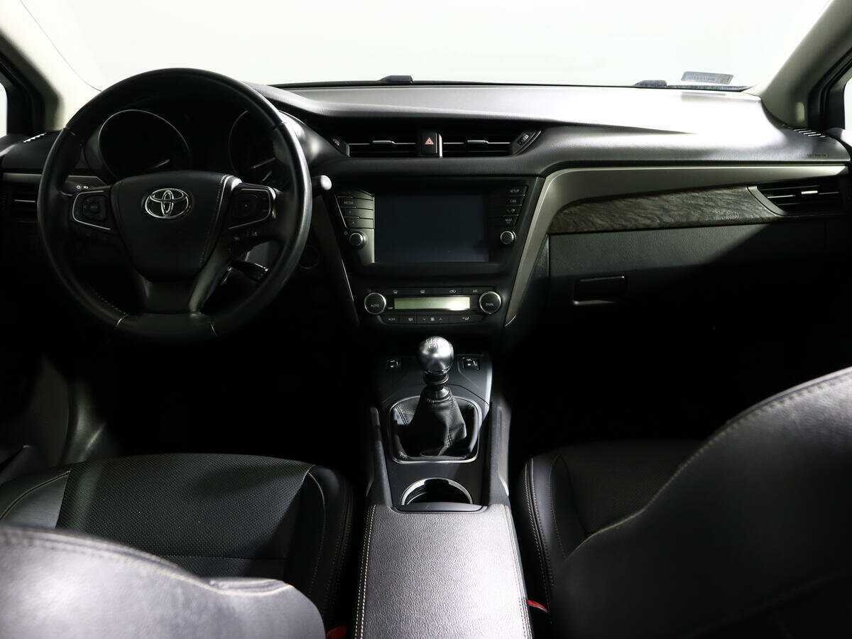 Тойота Авенсис б/у, 2018, Механическая. Фото: #8