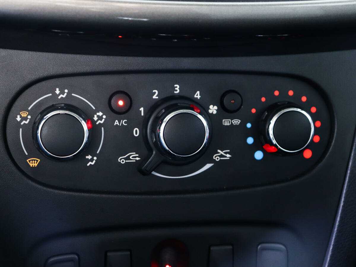 Рено Логан б/у, 2022, Вариатор. Фото: #12