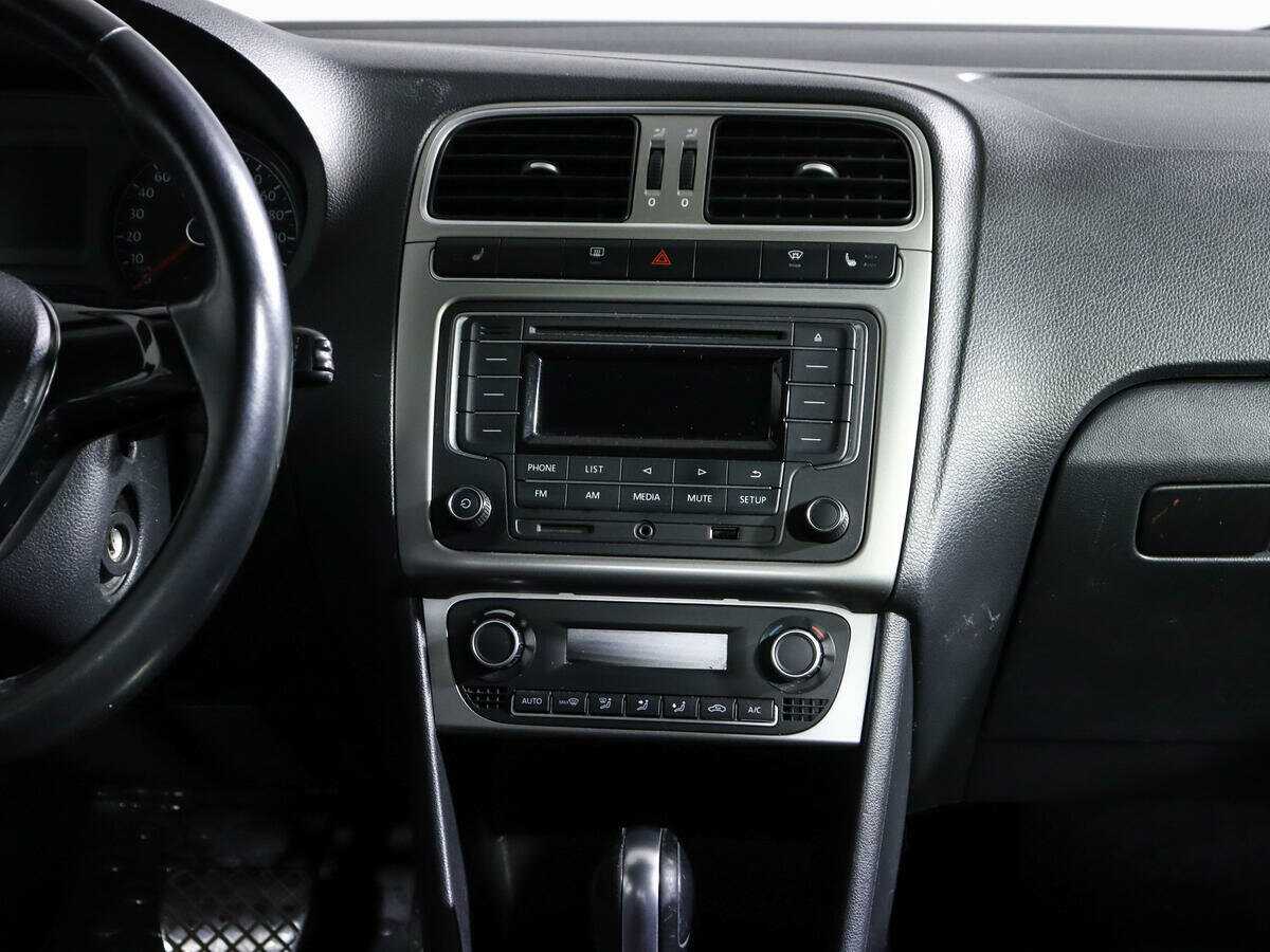 Фольксваген Поло б/у, 2016, Автоматическая. Фото: #12