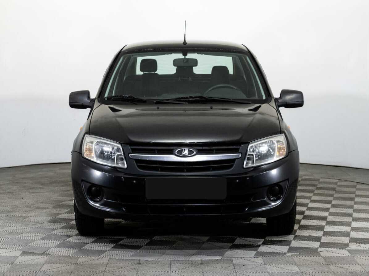 Лада (ВАЗ) Гранта б/у, 2012, Механическая. Фото: #1