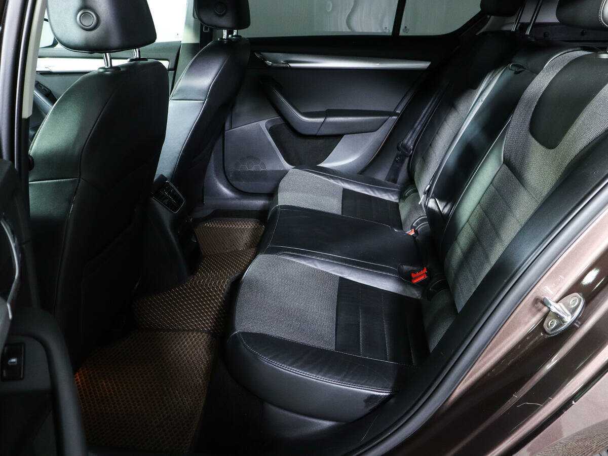 Шкода Октавия б/у, 2013, Роботизированная. Фото: #7