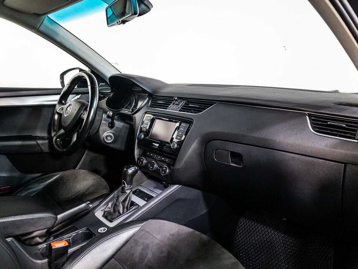 Шкода Октавия б/у, 2015, Роботизированная. Фото: #7