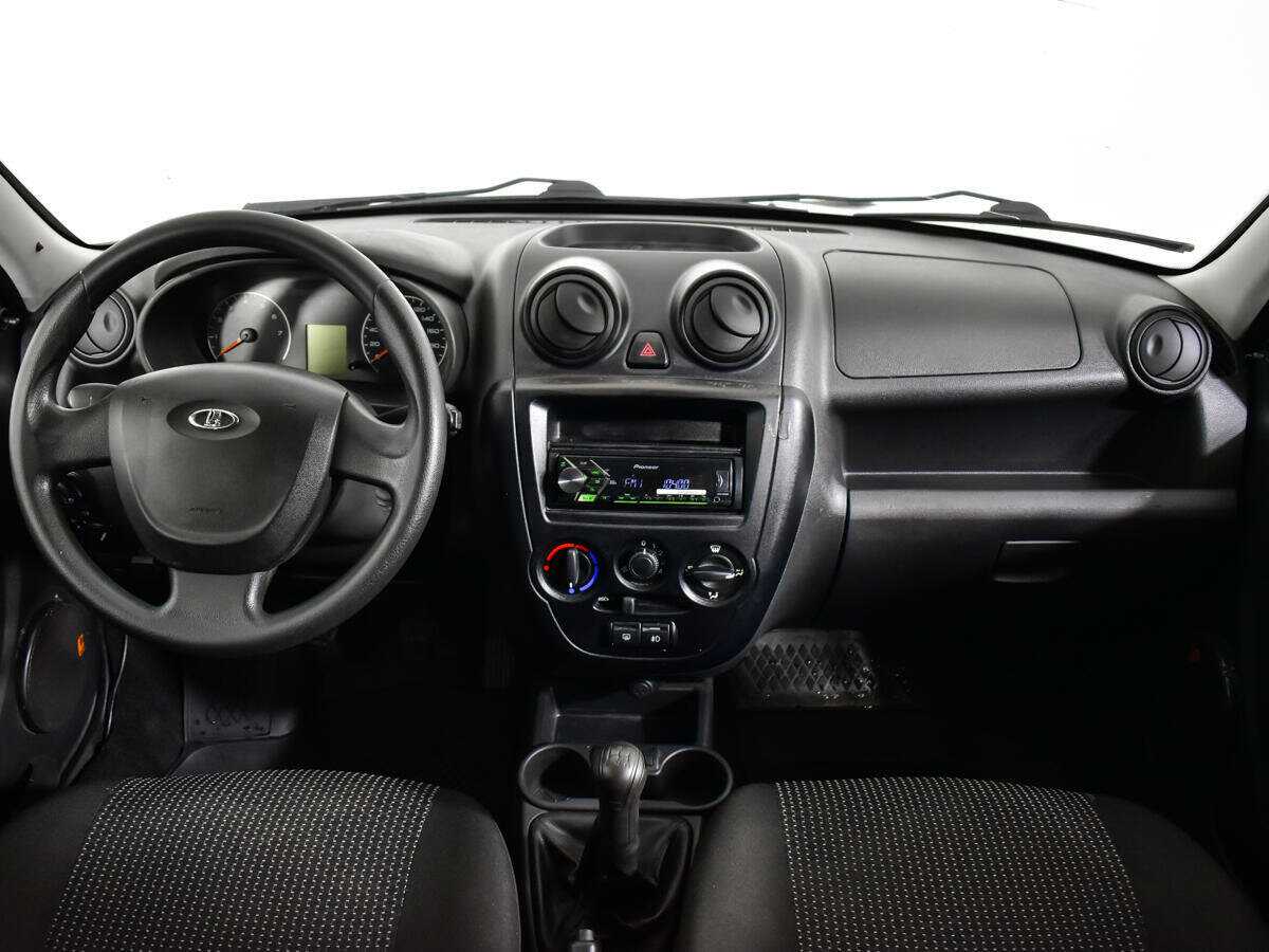 Лада (ВАЗ) Гранта б/у, 2013, Механическая. Фото: #10