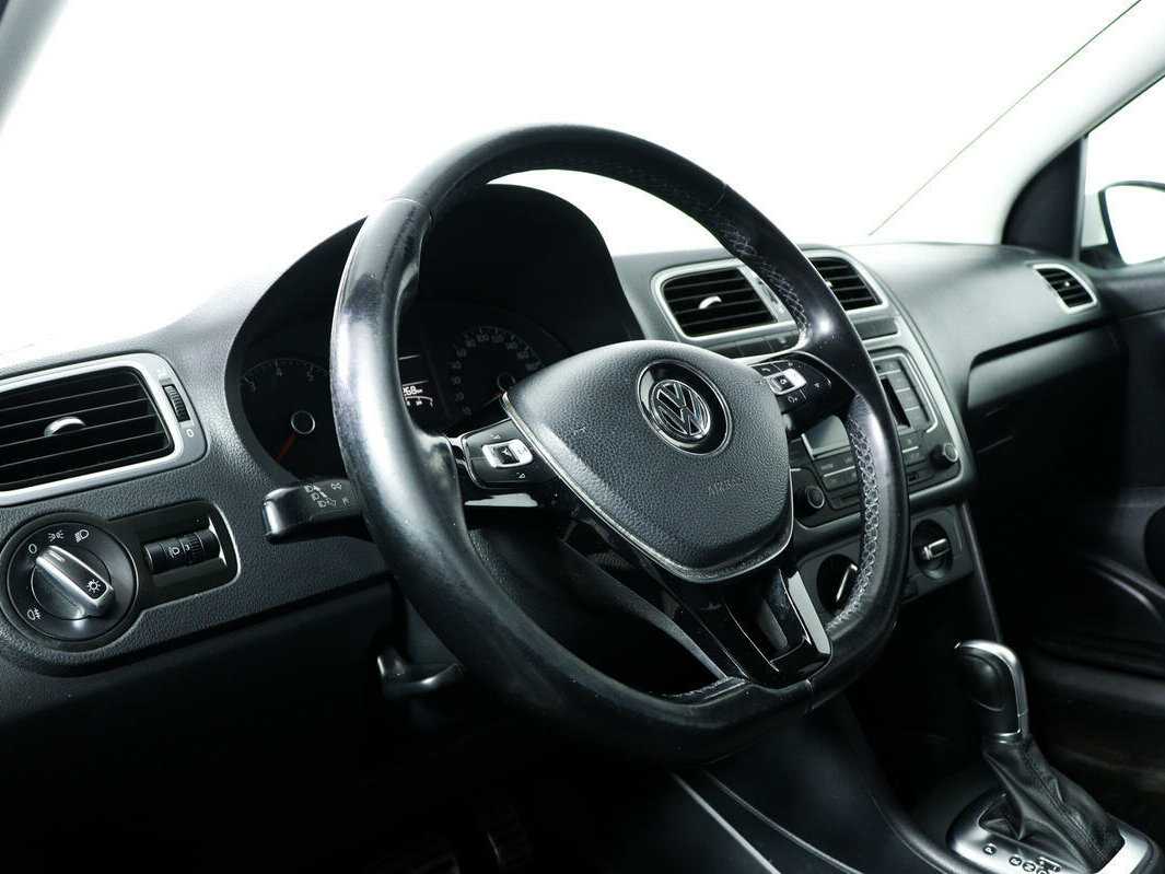 Фольксваген Поло б/у, 2016, Автоматическая. Фото: #12