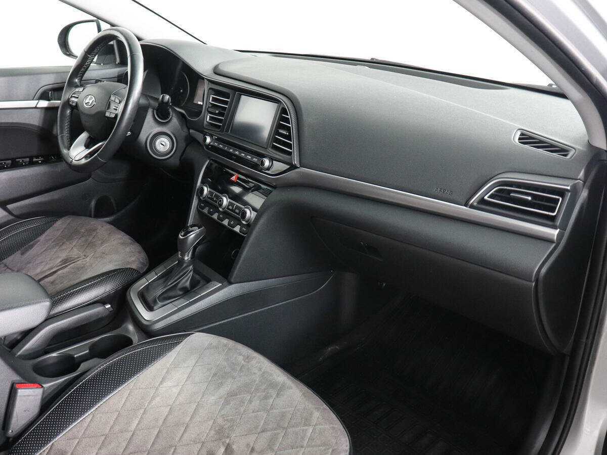 Хендай Елантра б/у, 2019, Автоматическая. Фото: #9