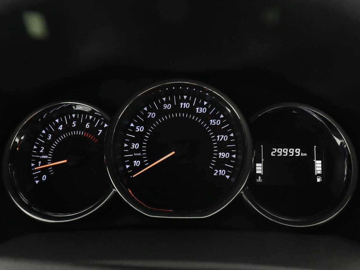 Рено Логан б/у, 2019, Механическая. Фото: #10