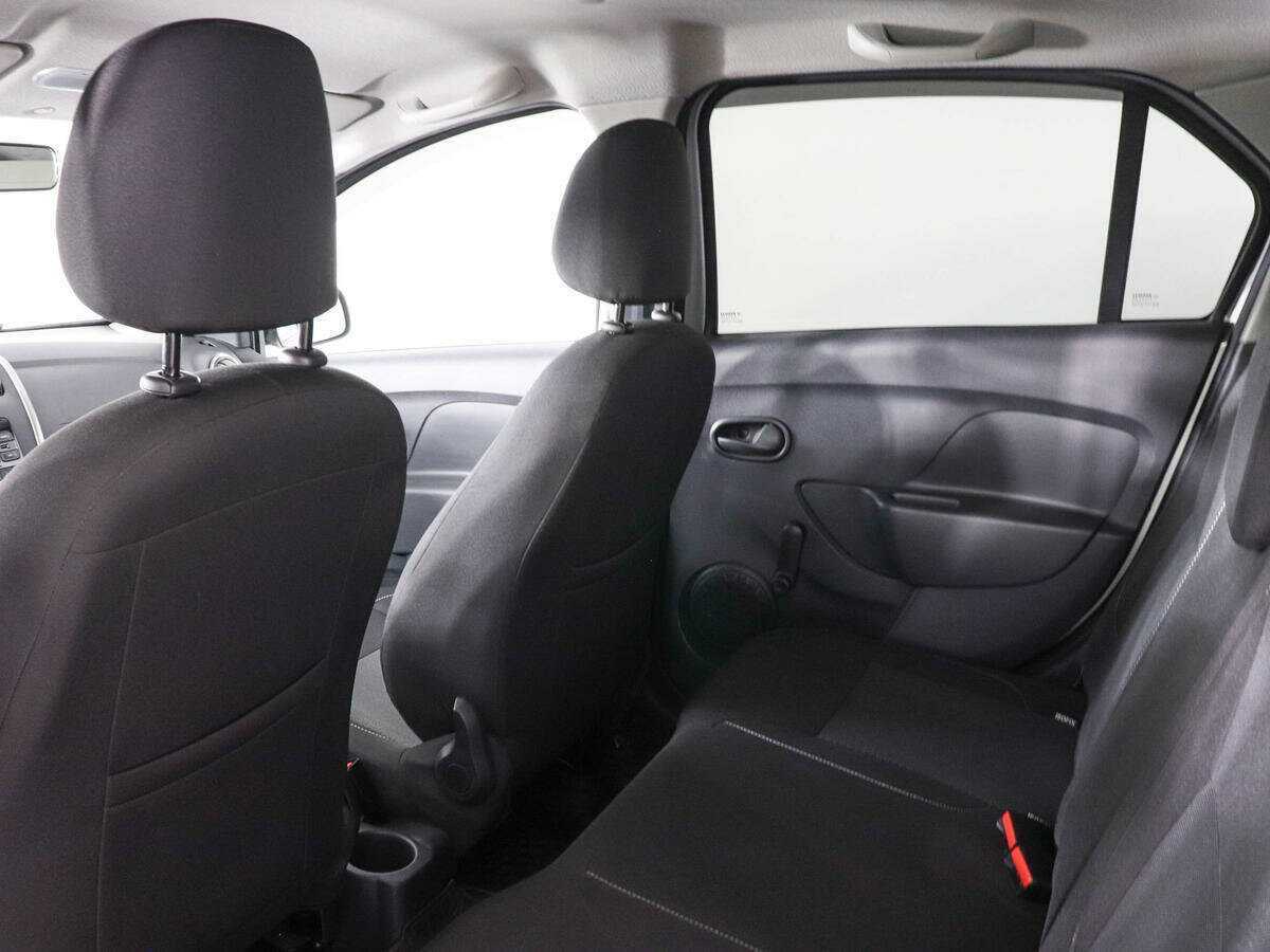 Рено Логан б/у, 2019, Механическая. Фото: #11