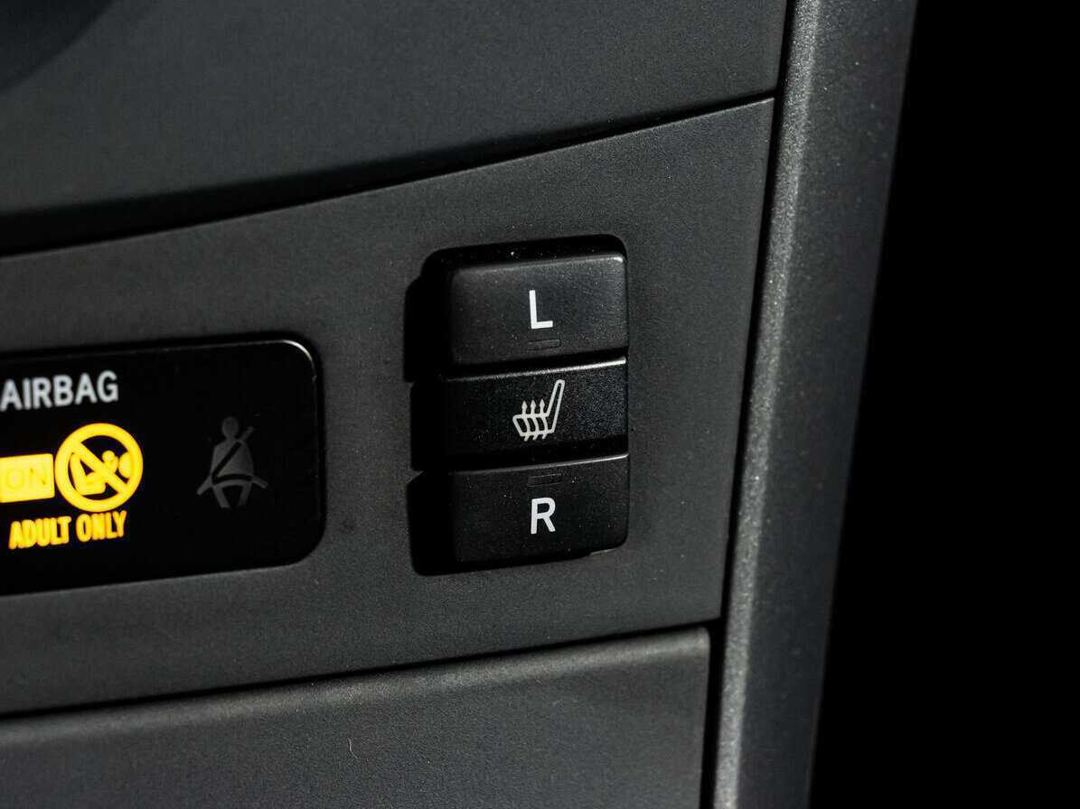 Тойота Королла б/у, 2012, Автоматическая. Фото: #15