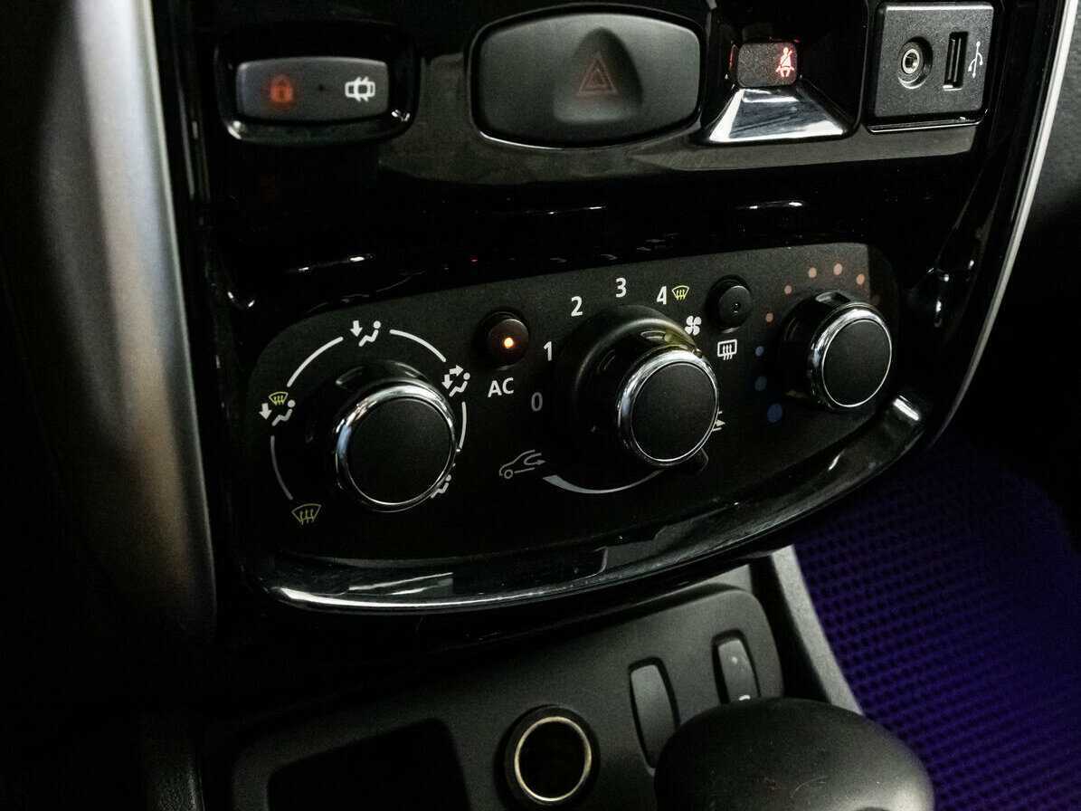 Ниссан Террано б/у, 2015, Автоматическая. Фото: #12