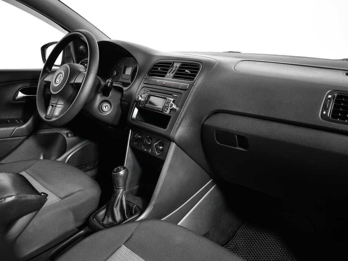 Фольксваген Поло б/у, 2013, Механическая. Фото: #8