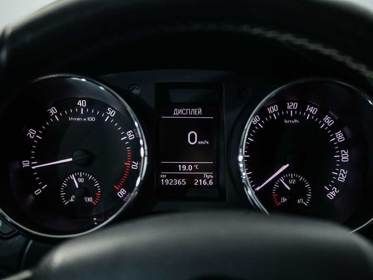 Шкода Йети б/у, 2015, Роботизированная. Фото: #15