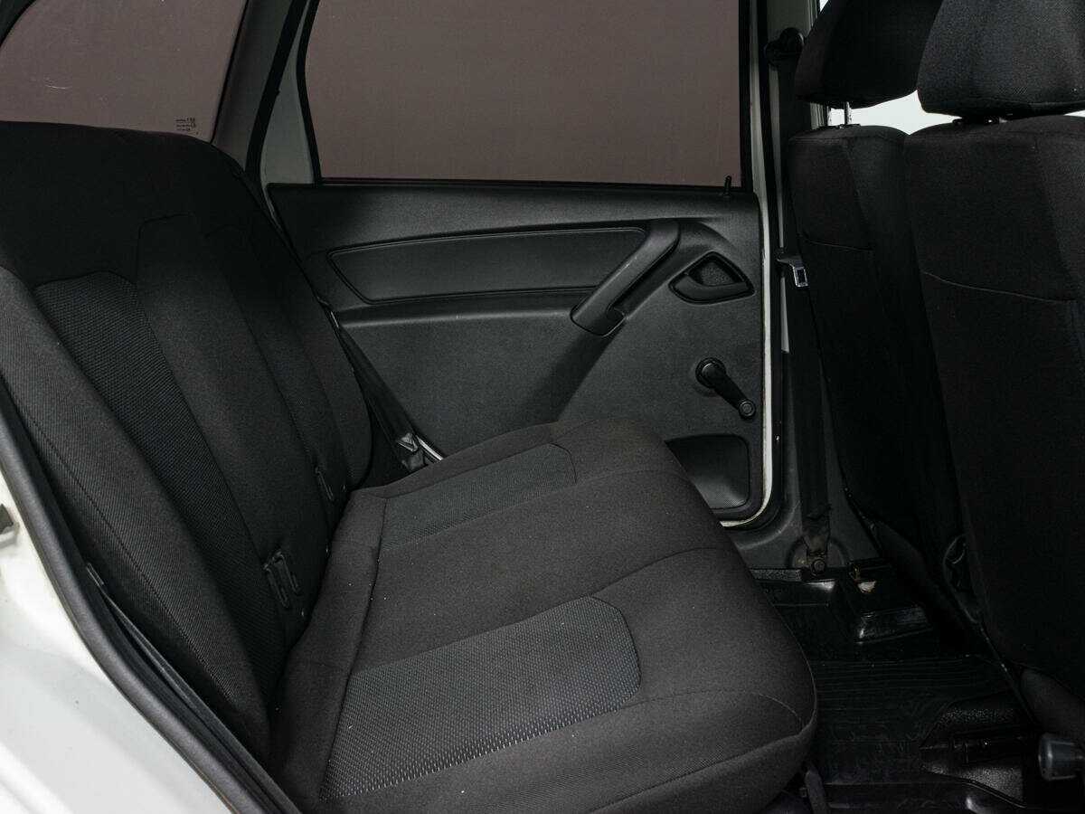 Лада (ВАЗ) Гранта б/у, 2018, Механическая. Фото: #9