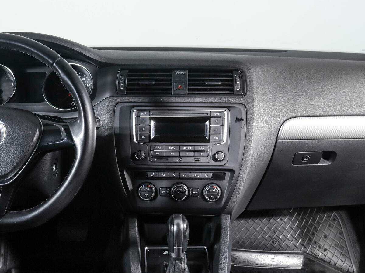 Фольксваген Джетта б/у, 2015, Автоматическая. Фото: #10