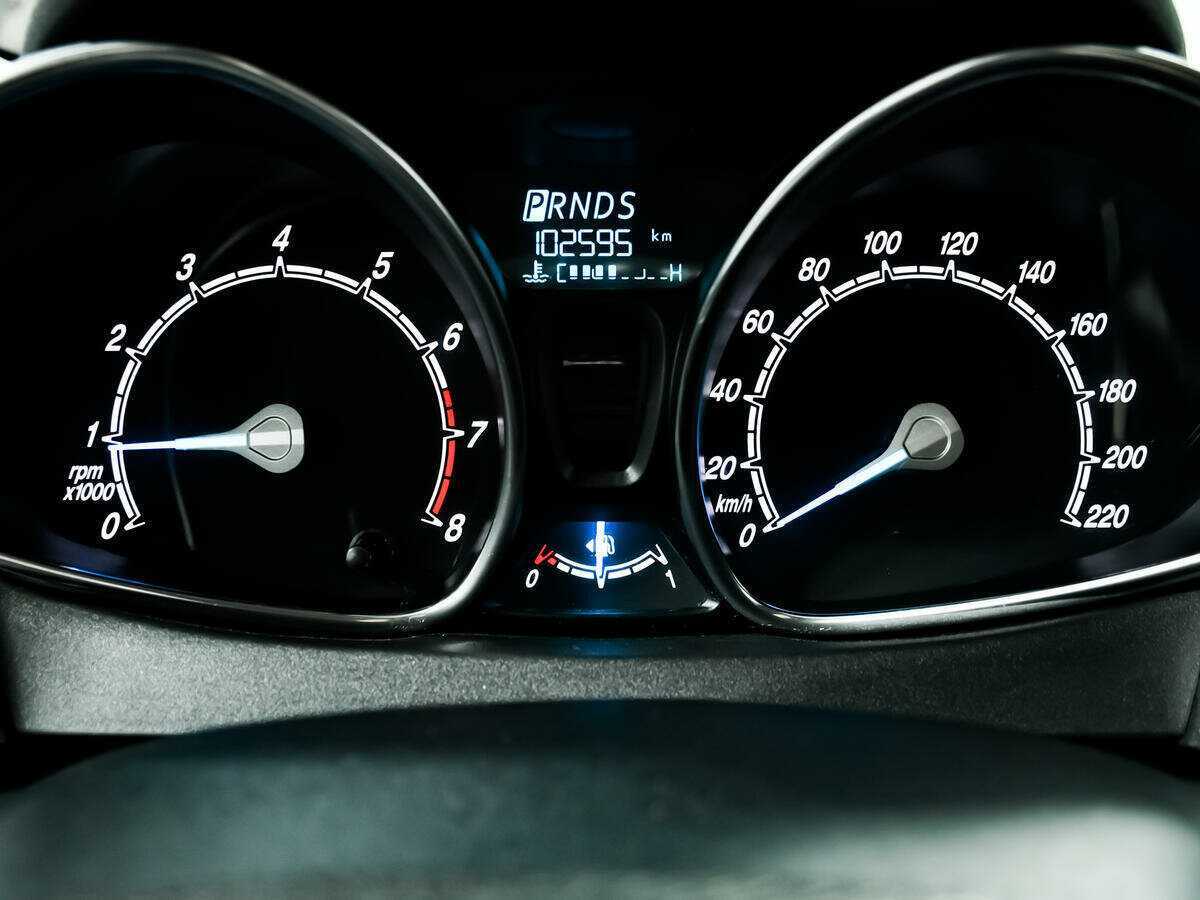 Форд Фиеста б/у, 2016, Роботизированная. Фото: #9