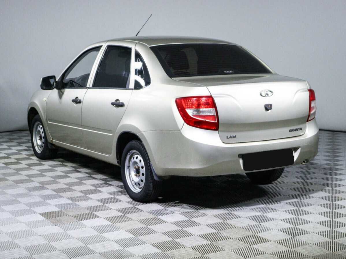 Лада (ВАЗ) Гранта б/у, 2013, Механическая. Фото: #5