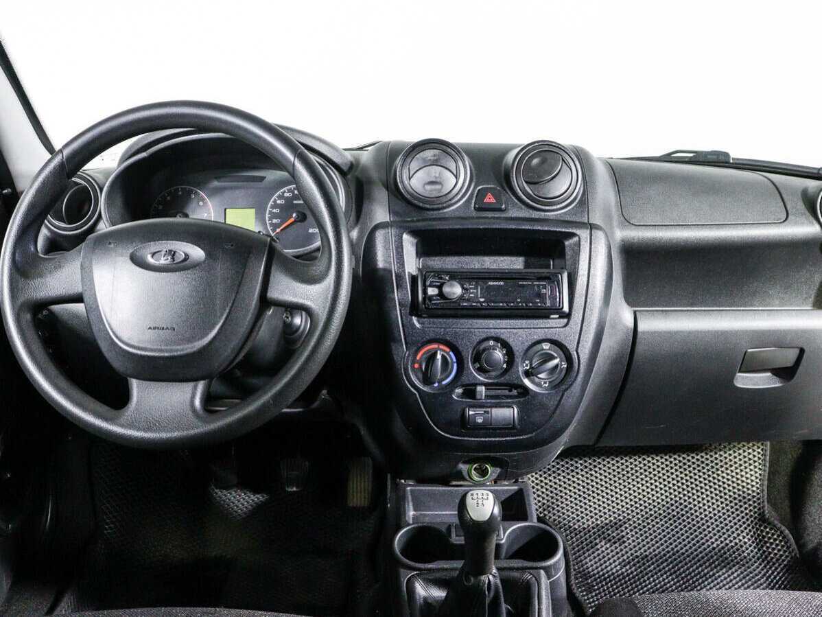 Лада (ВАЗ) Гранта б/у, 2013, Механическая. Фото: #9