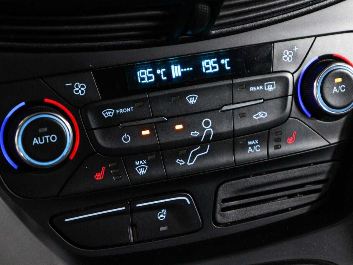 Форд Куга б/у, 2017, Автоматическая. Фото: #16