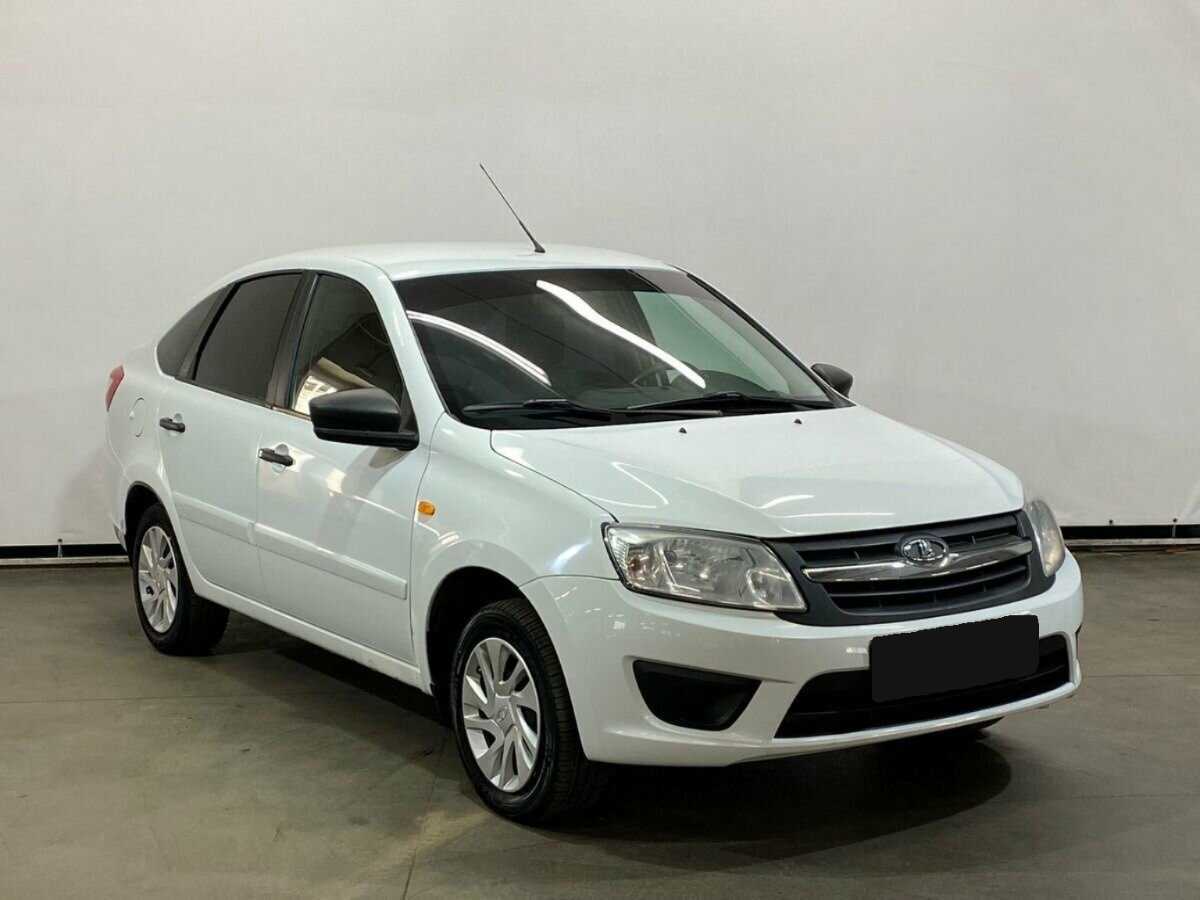 Лада (ВАЗ) Гранта б/у, 2016, Механическая. Фото: #2