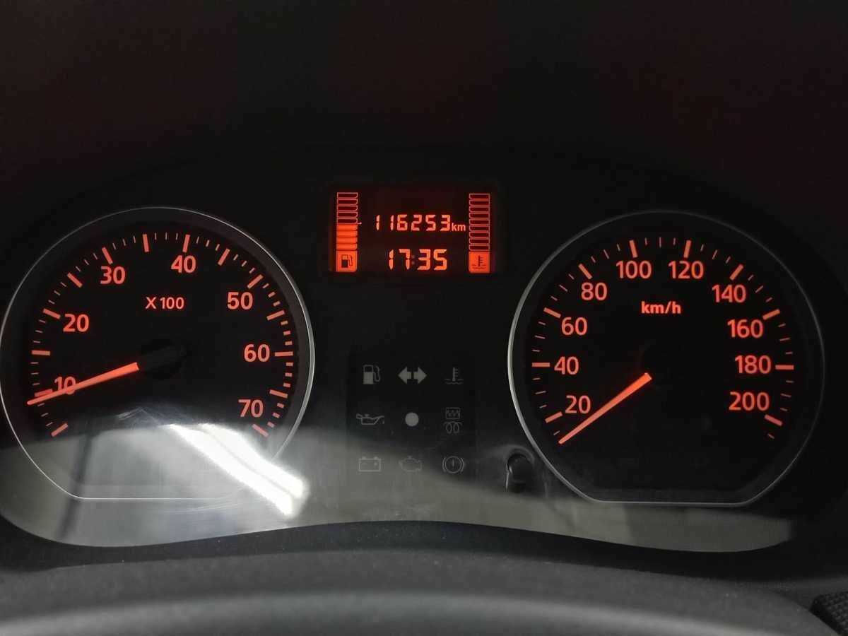 Рено Сандеро б/у, 2012, Механическая. Фото: #11